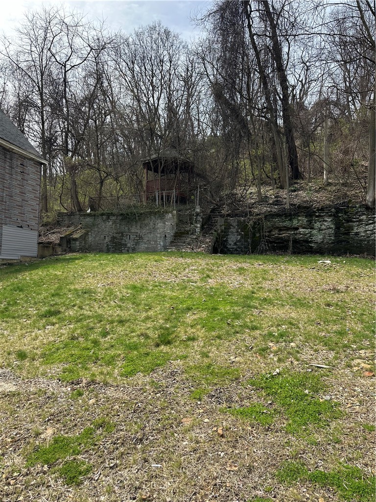 809 Davis Ave — photo 2