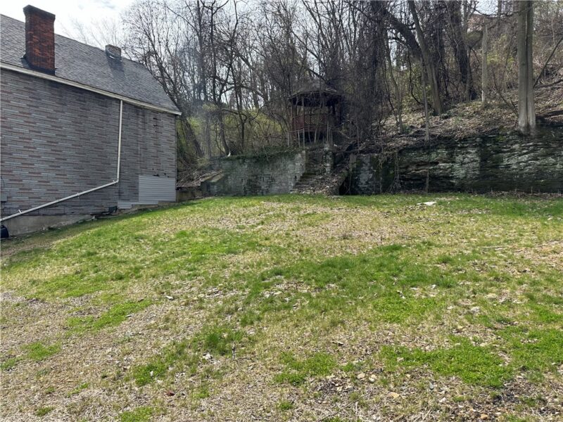 809 Davis Ave — photo 4
