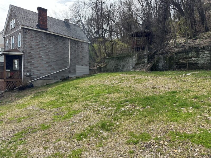809 Davis Ave — photo 5