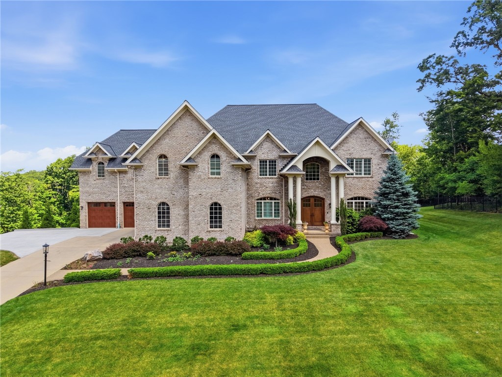 103 Silver Pines Drive — photo 1