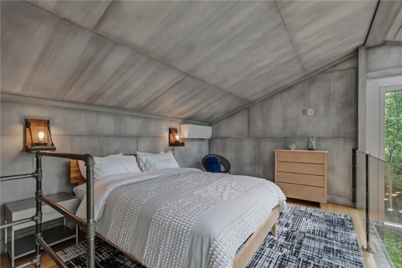 103 Silver Pines Drive — photo 8