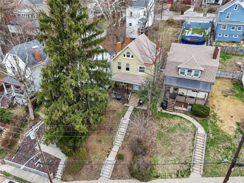 512-514 Carolyn Ave — photo 2