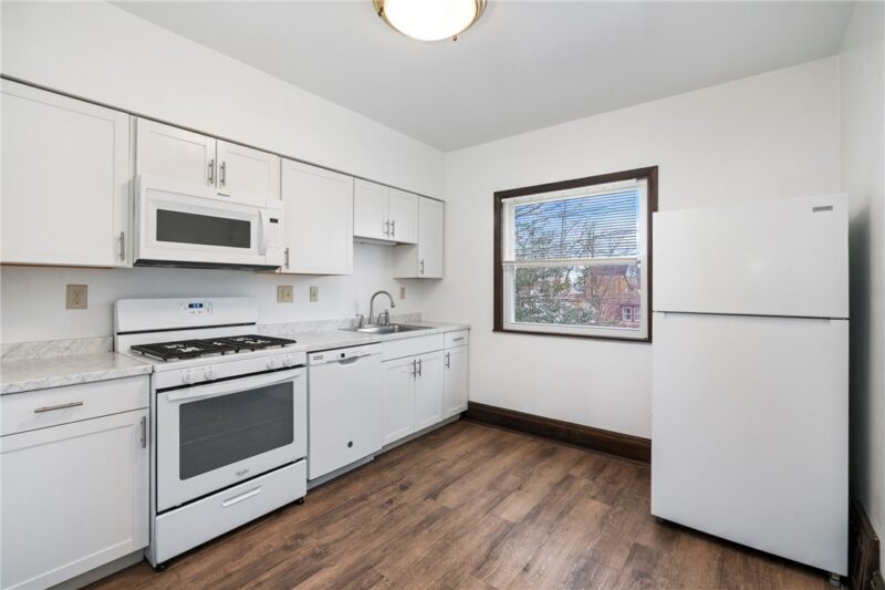 512-514 Carolyn Ave — photo 4