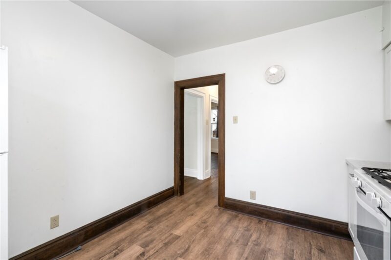 512-514 Carolyn Ave — photo 5