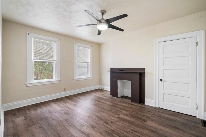 512-514 Carolyn Ave — photo 6