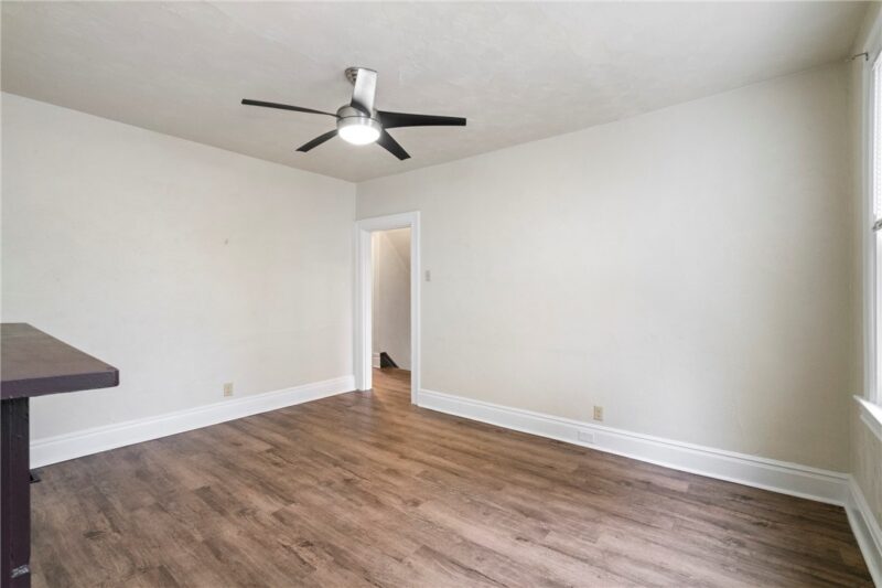 512-514 Carolyn Ave — photo 7