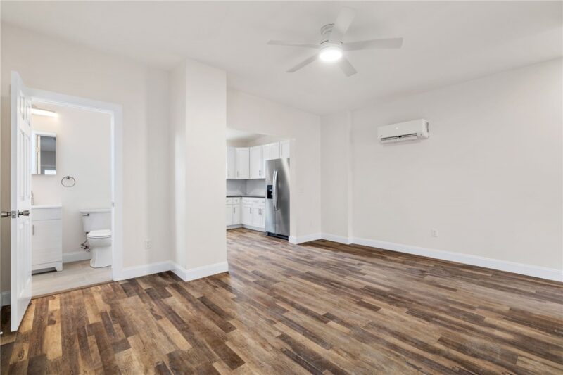 311 Elsdon St. — photo 4