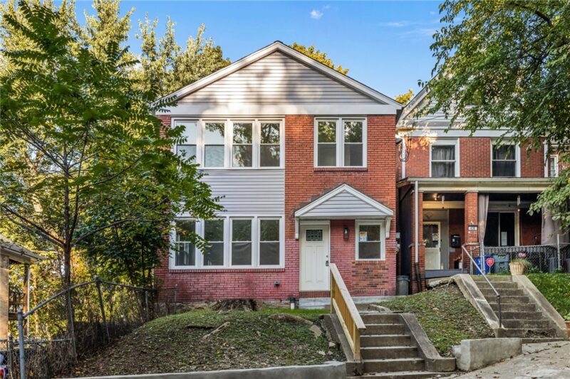438 N Fairmount 2 — photo 2