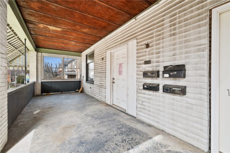 1008 Chartiers Ave — photo 5