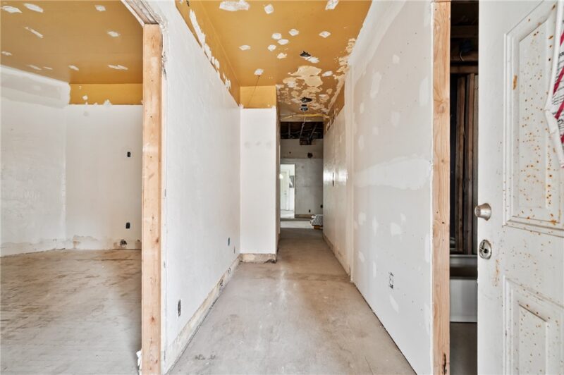 1008 Chartiers Ave — photo 6