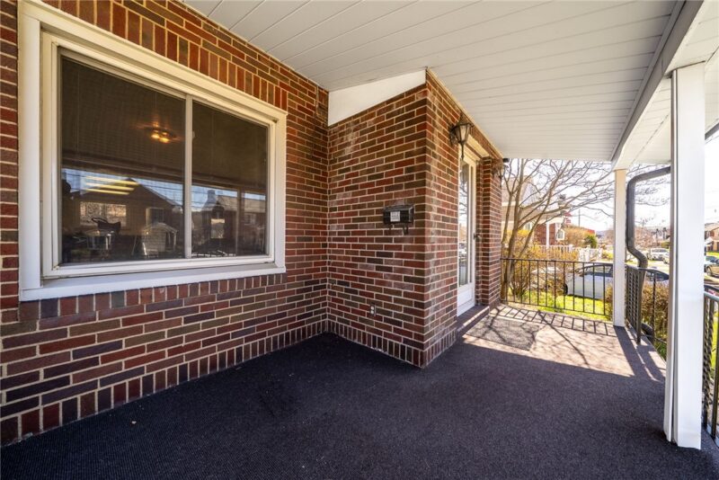 129 Ohio Ave — photo 4