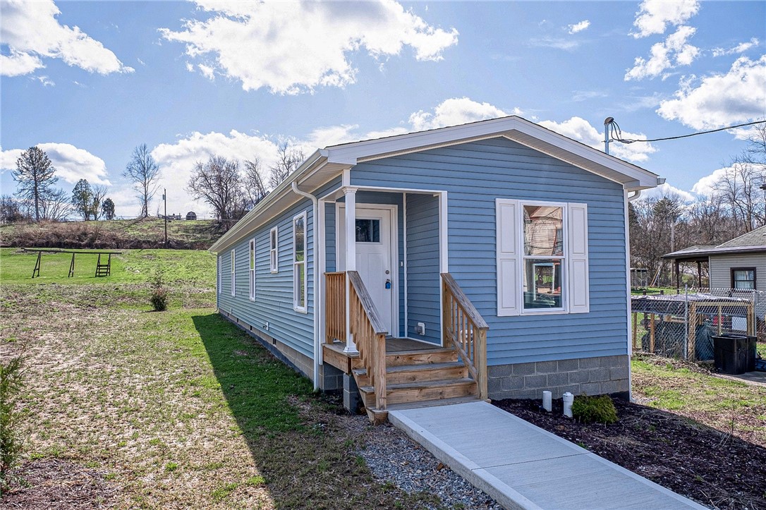 460 Motheral Ave — photo 1