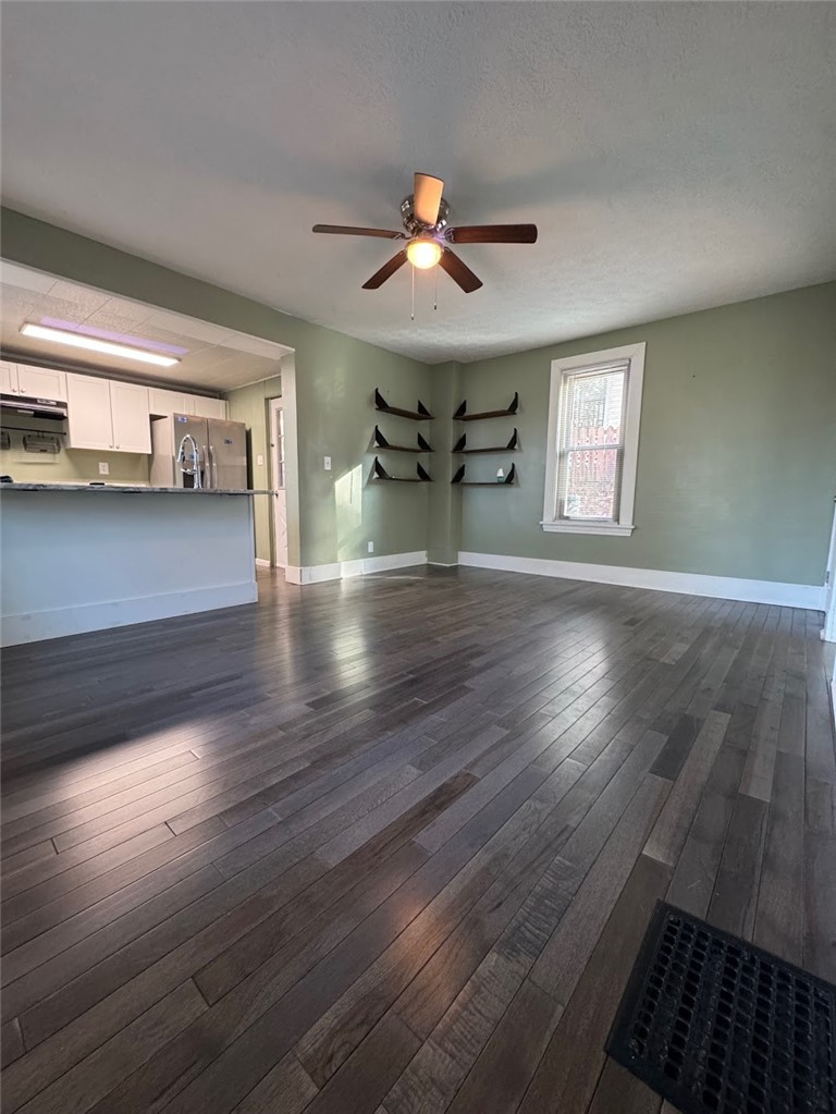 1089 Main Street — photo 5