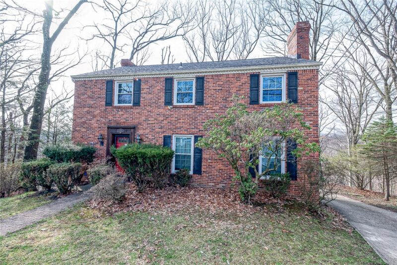 138 Timberlane Dr — photo 3
