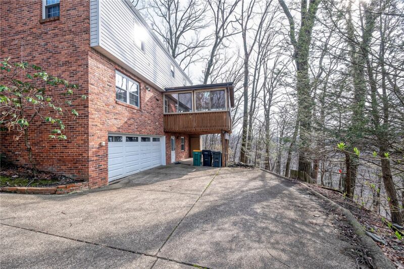 138 Timberlane Dr — photo 4