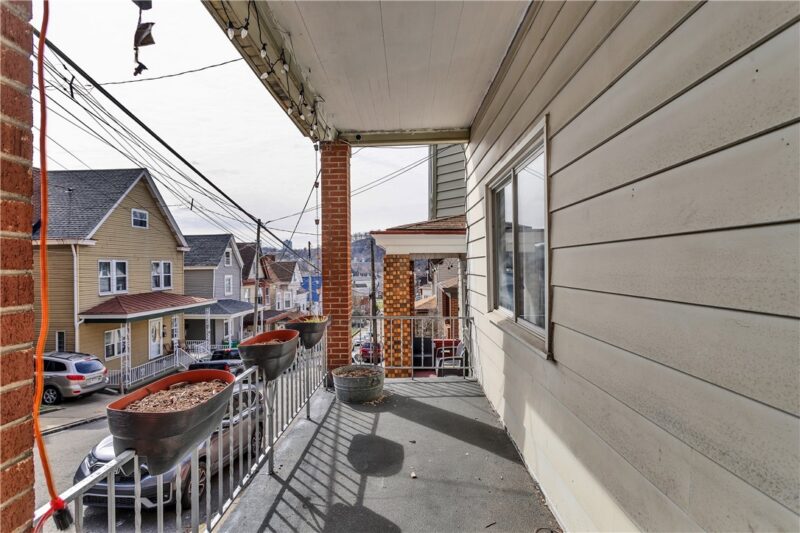 237 Clifton Ave — photo 4