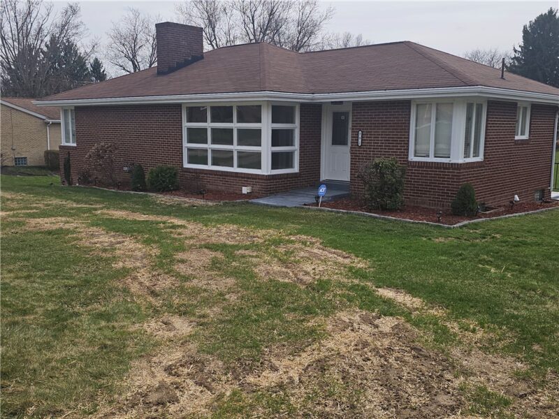 392 Center Grange Road — photo 3