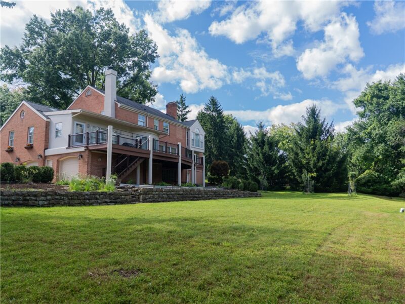 131 Wilmar Dr — photo 2