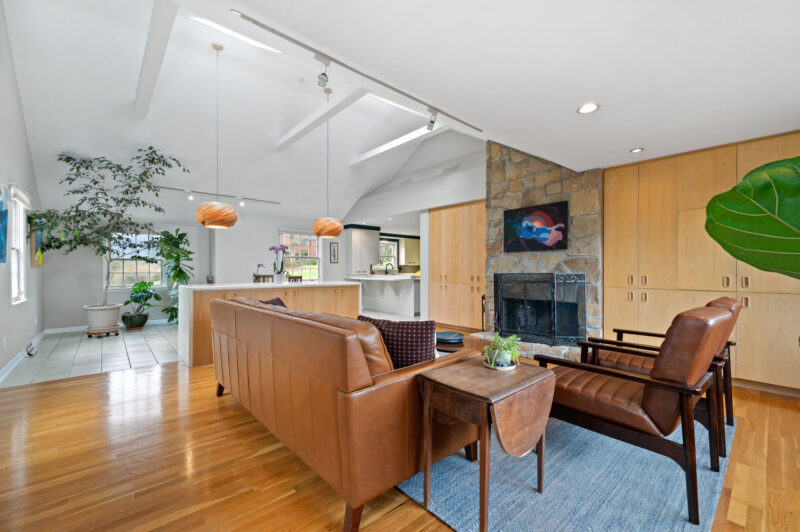 131 Wilmar Dr — photo 3