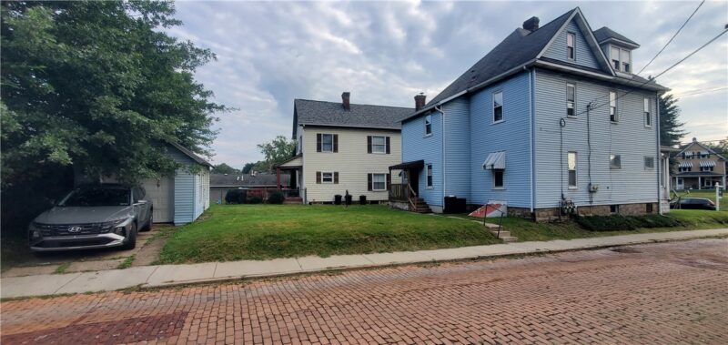 220 Mercer St. — photo 2