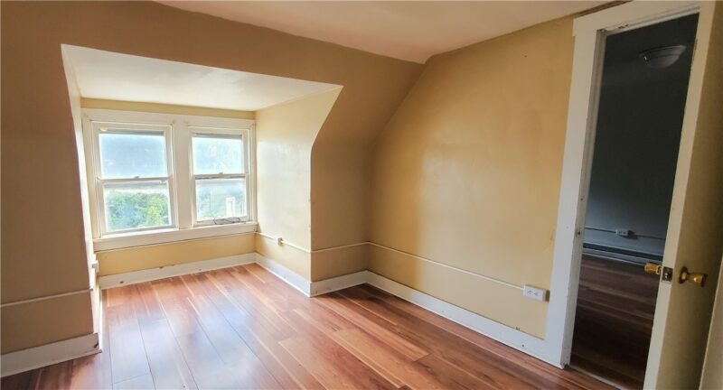 220 Mercer St. — photo 5