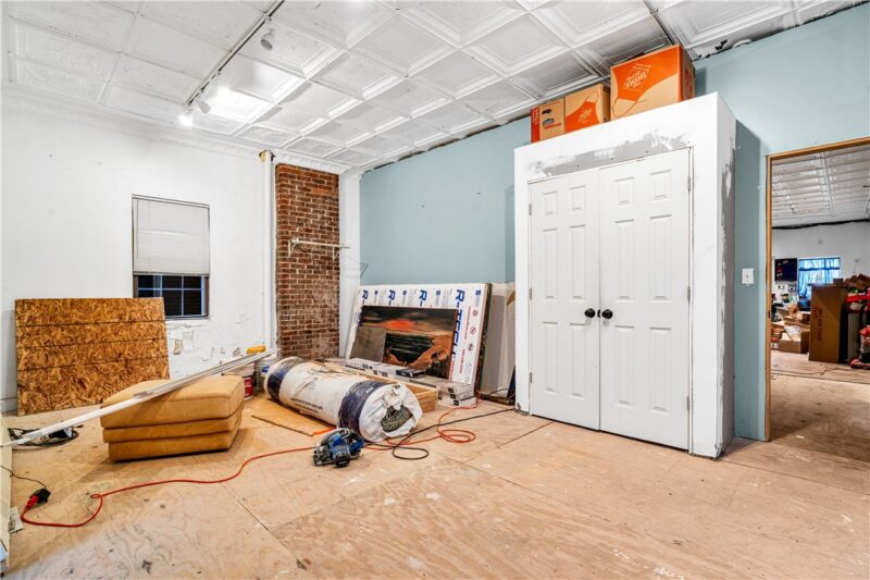 2146 Ardmore Blvd — photo 5