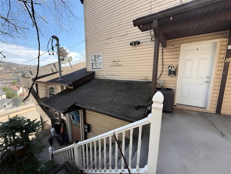 620 Carothers Ave — photo 3