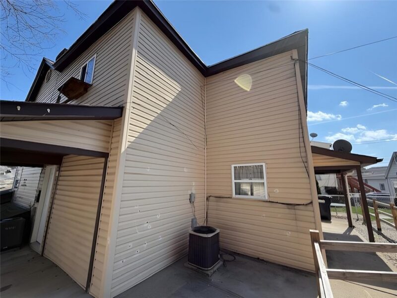 620 Carothers Ave — photo 5