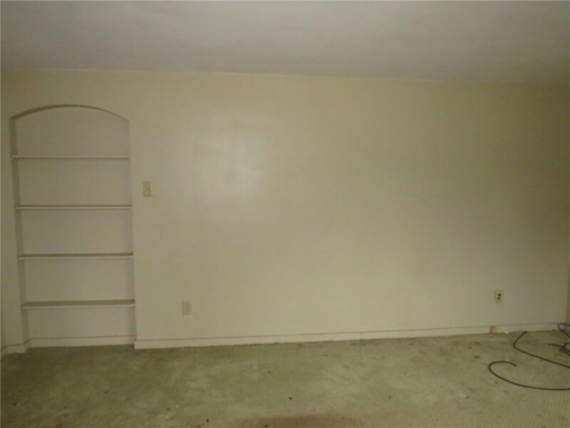 1878 Bakerstown Rd — photo 2