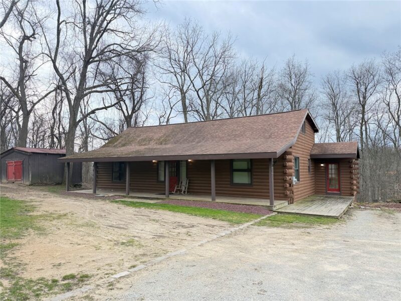 189 Seal Rd — photo 2