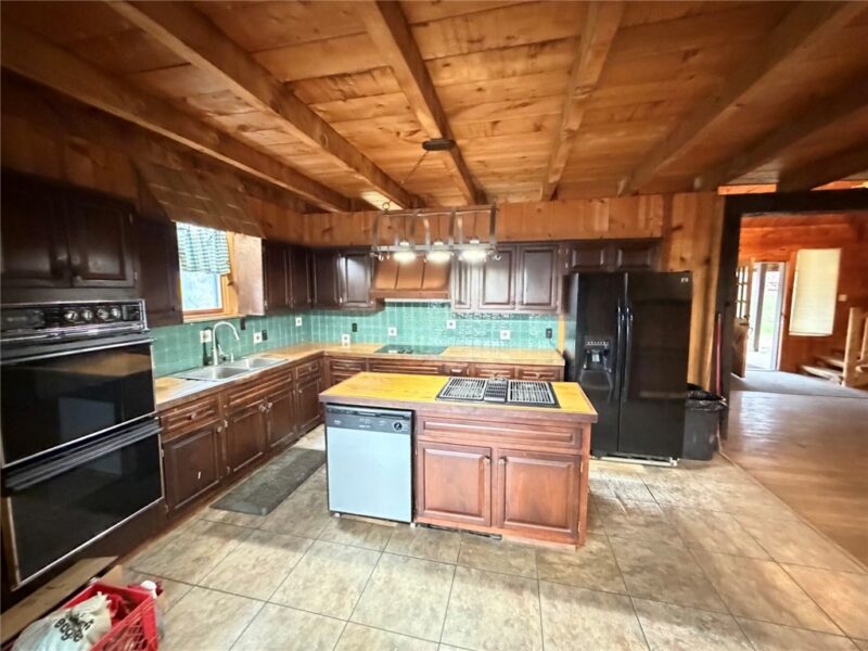 189 Seal Rd — photo 8