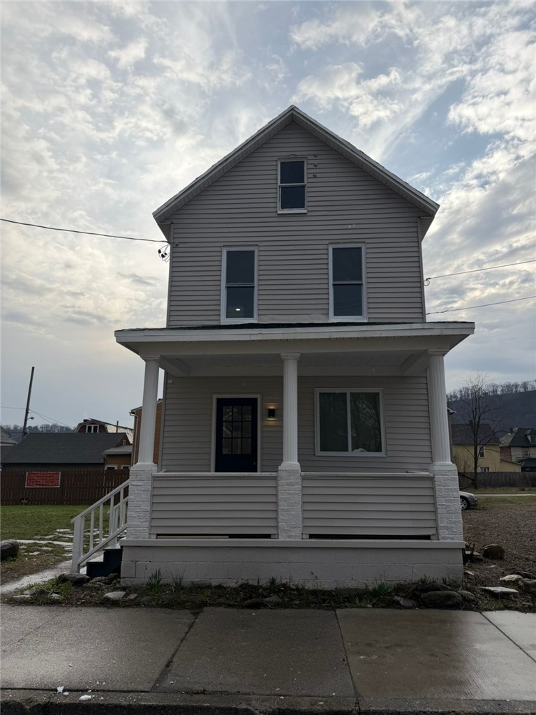 814 OAK STREET — photo 1