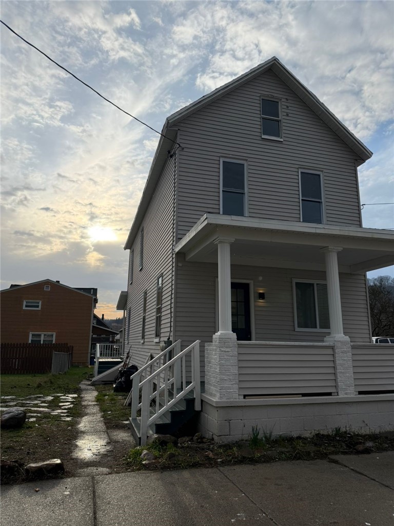 814 OAK STREET — photo 3