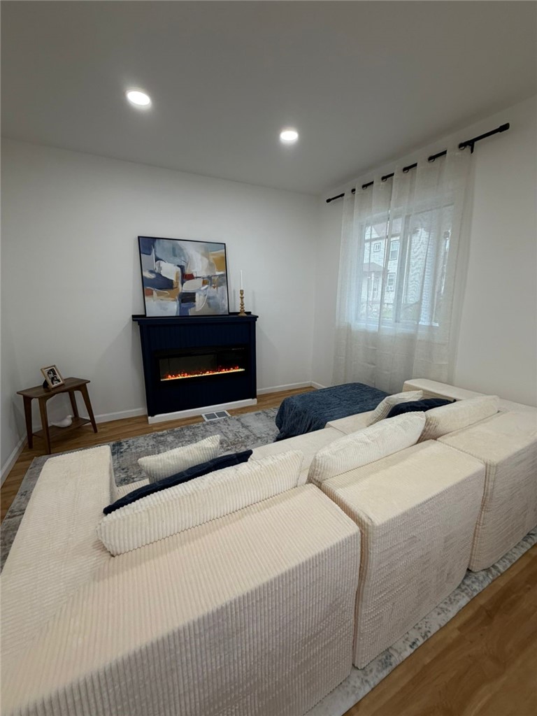 814 OAK STREET — photo 6