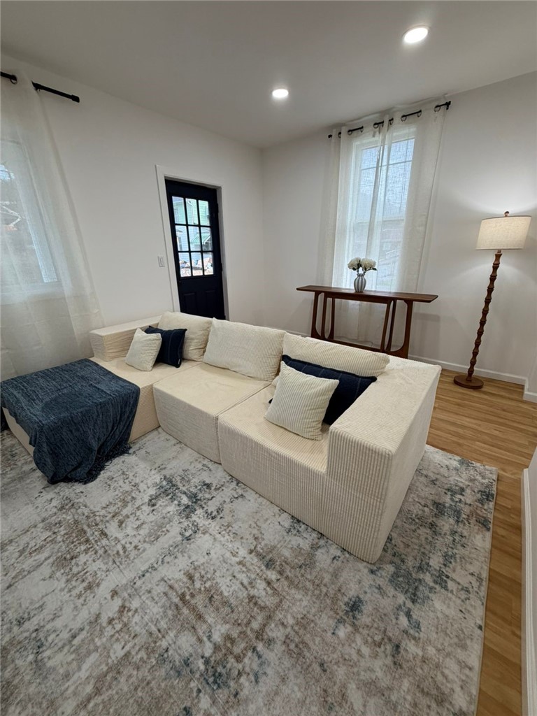 814 OAK STREET — photo 7