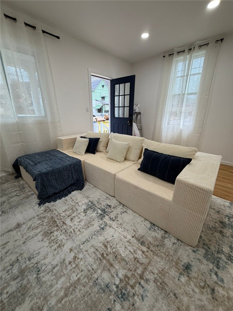814 OAK STREET — photo 8