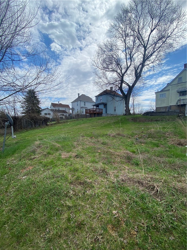547 Summit Ave — photo 4
