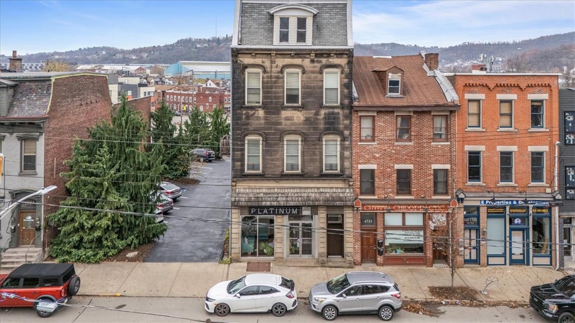 4731 Butler St — photo 1