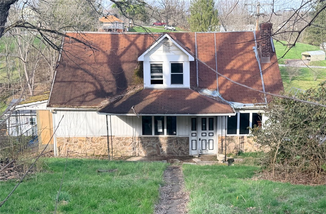 35 Florence Ave — photo 1