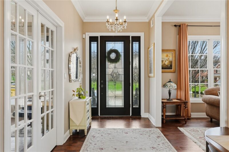 1690 Shelburne Ln — photo 3