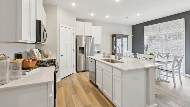 105 Claireview Drive — photo 6