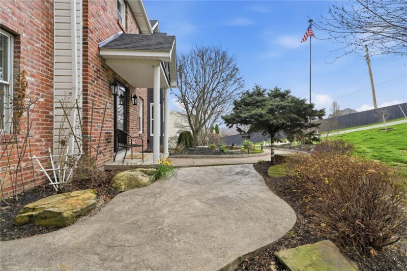 39 Valleyview Road — photo 8