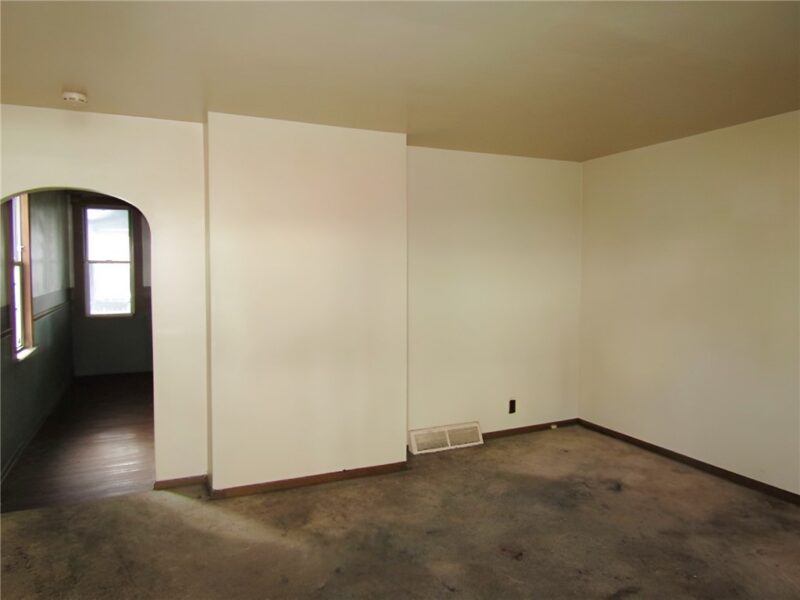 333 W 8th Ave — photo 6