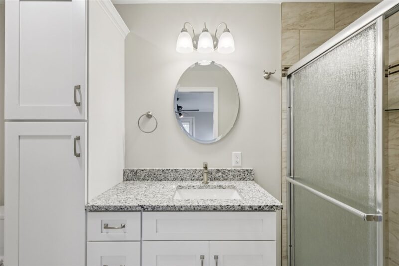 300 Patricia Dr — photo 3