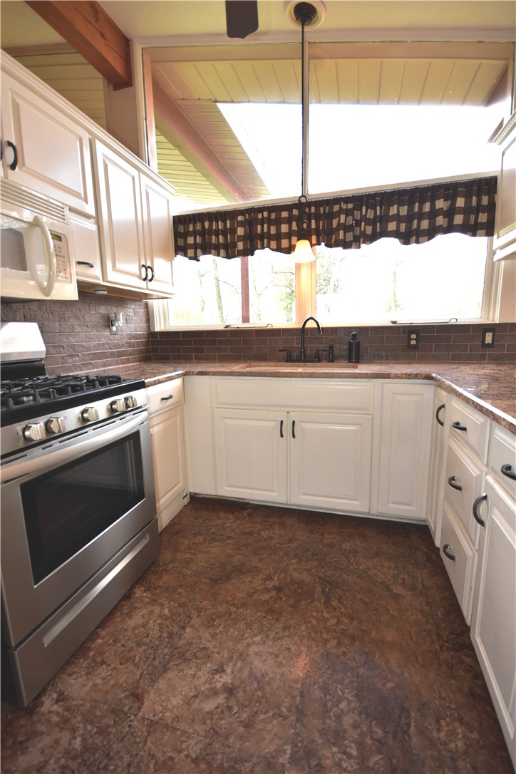 327 Wayne St — photo 4