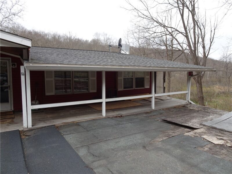 1283 New Stanton Ruffsdale Road — photo 3