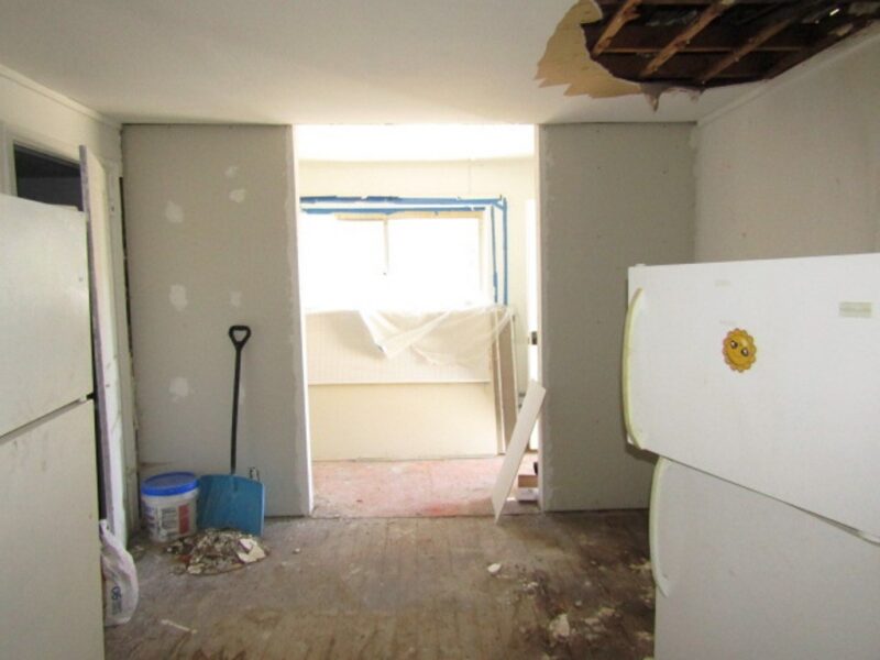 215 Anthony St — photo 7