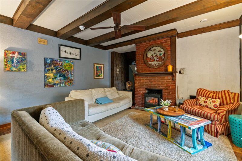 422 Highland Ave — photo 4