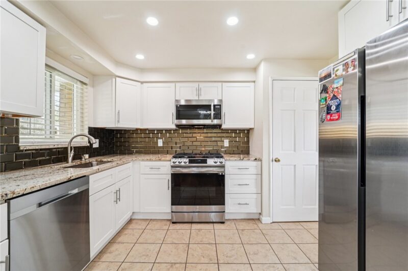 7890 Mark Drive — photo 6