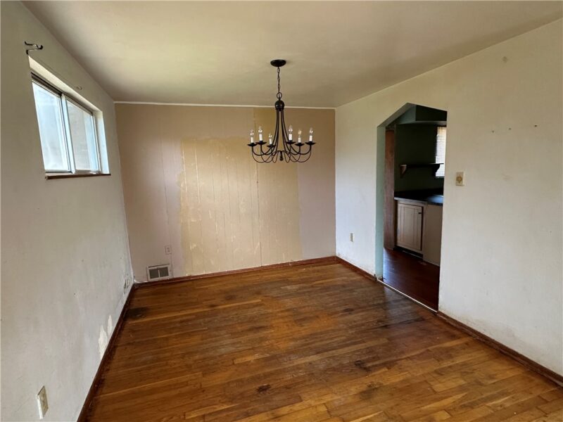 14 W Hillcrest Rd — photo 5